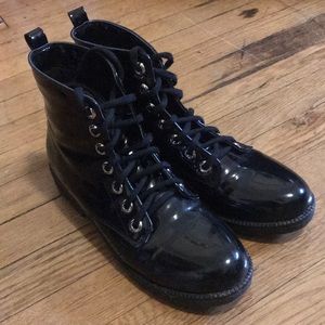 Boots perfect for any weather and rain